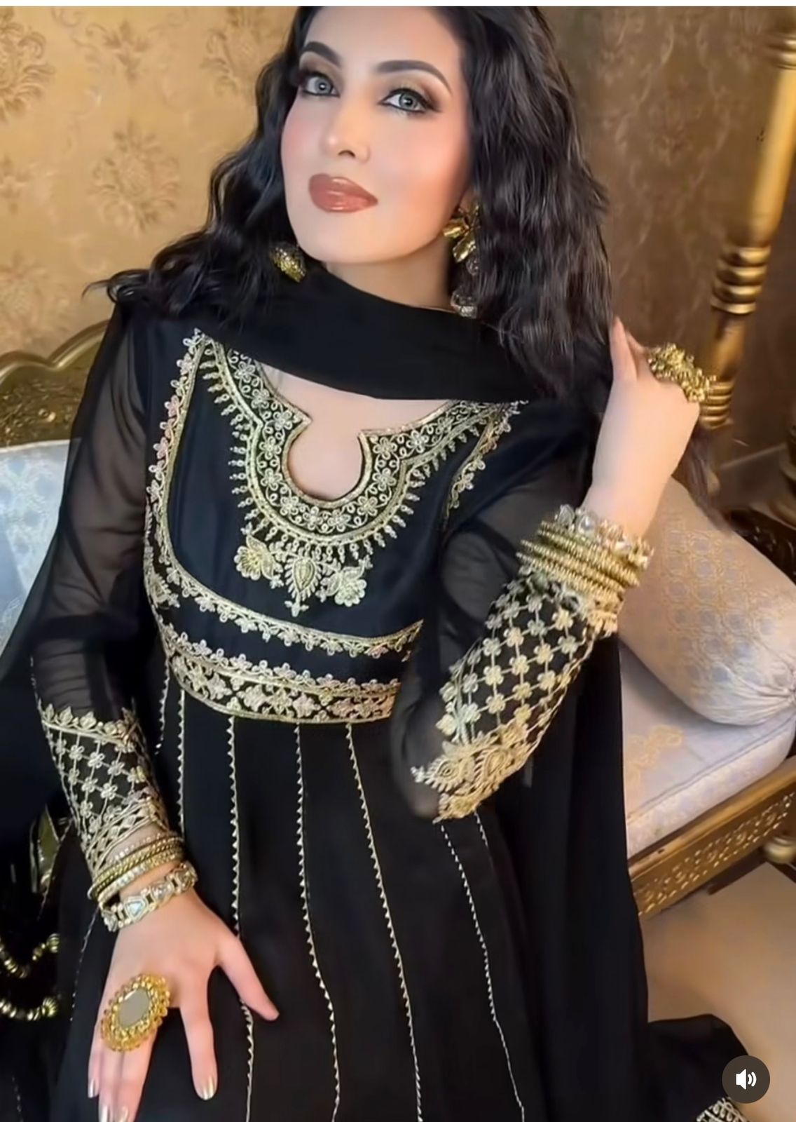 Maverick Fusion Pure Fox Georgette Gown Set