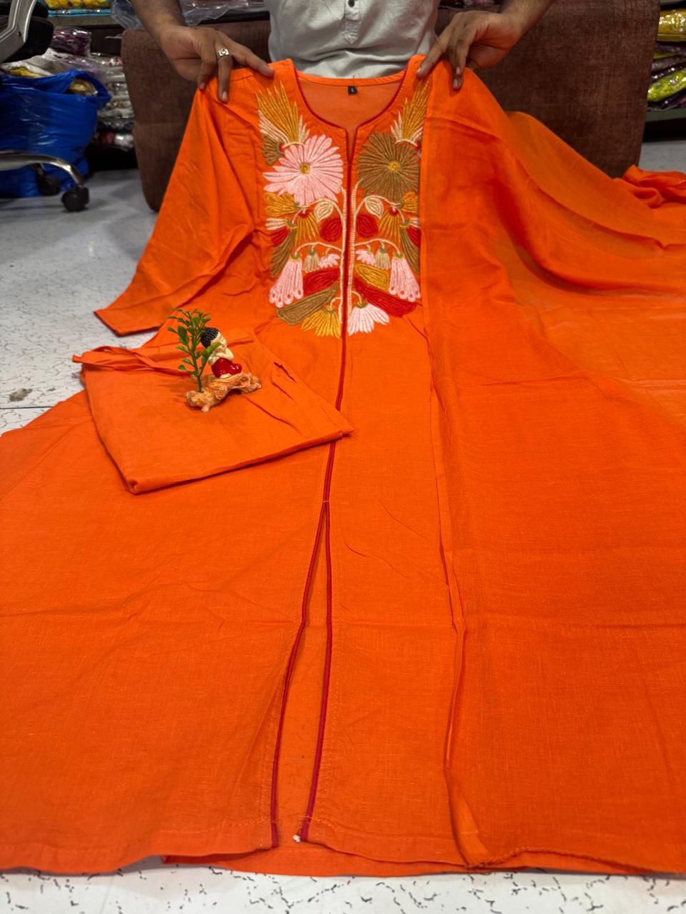 Maverick Fusion Beautifully Designed Mal Cotton Suit