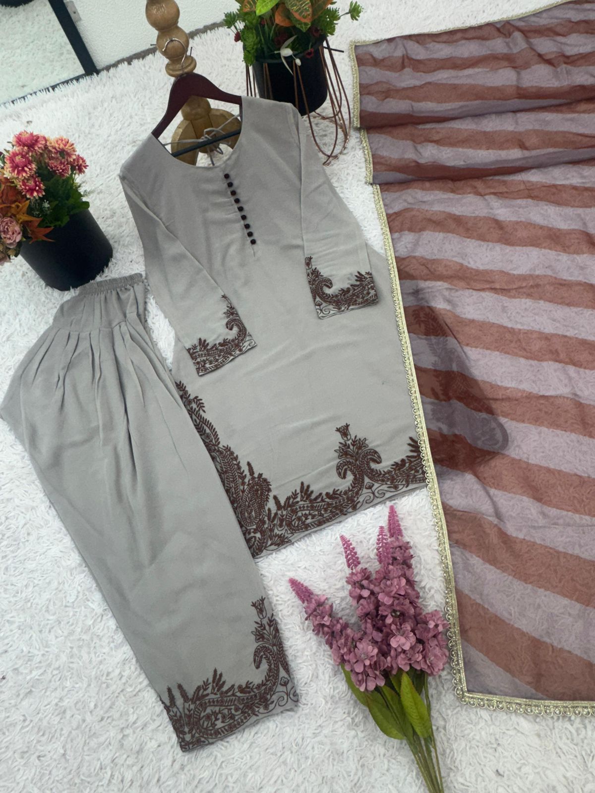 Maverick Fusion Fox Georgette Top Bottom Dupatta Set