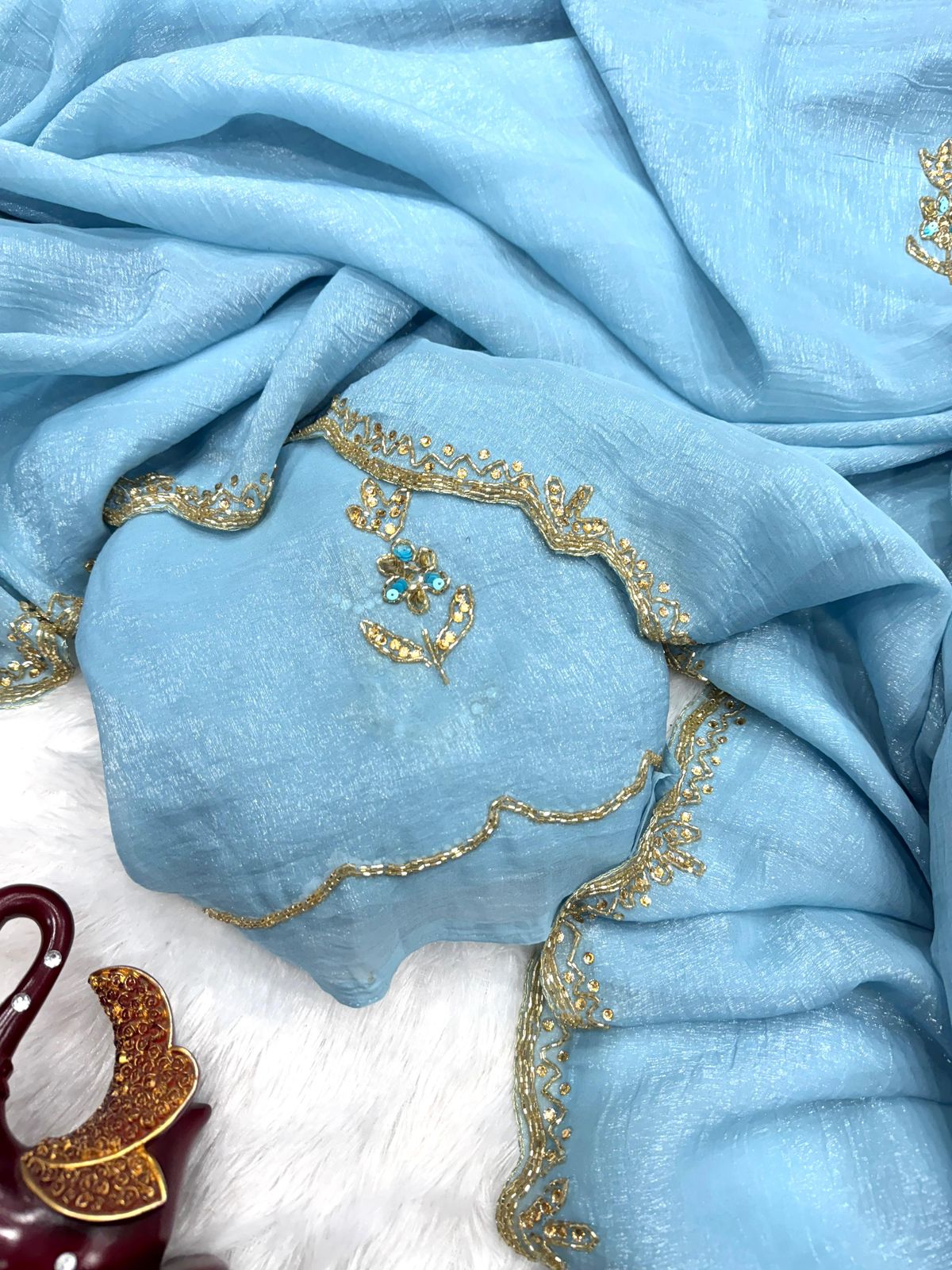 Exclusive Designer Pixcel Crush Saree with Katdana & Diamond Handwork