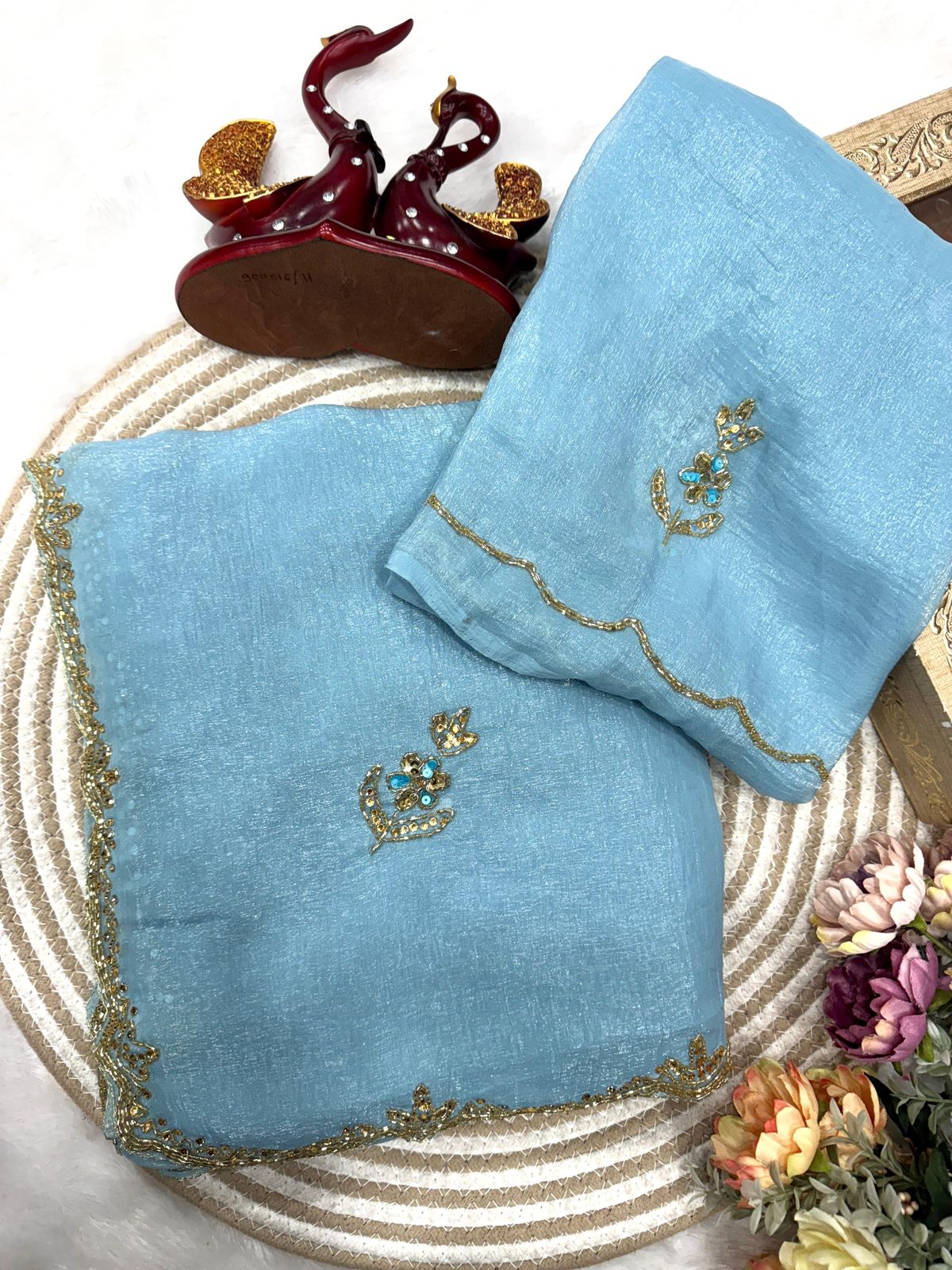 Exclusive Designer Pixcel Crush Saree with Katdana & Diamond Handwork