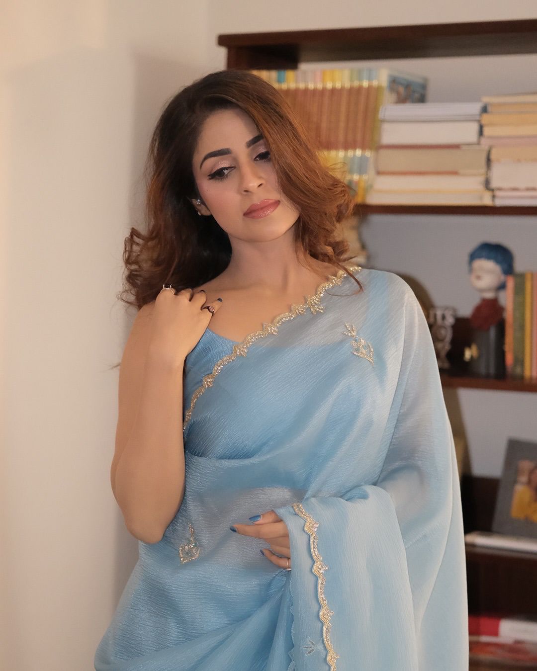Exclusive Designer Pixel Crush Saree with Katdana & Diamond Handwork