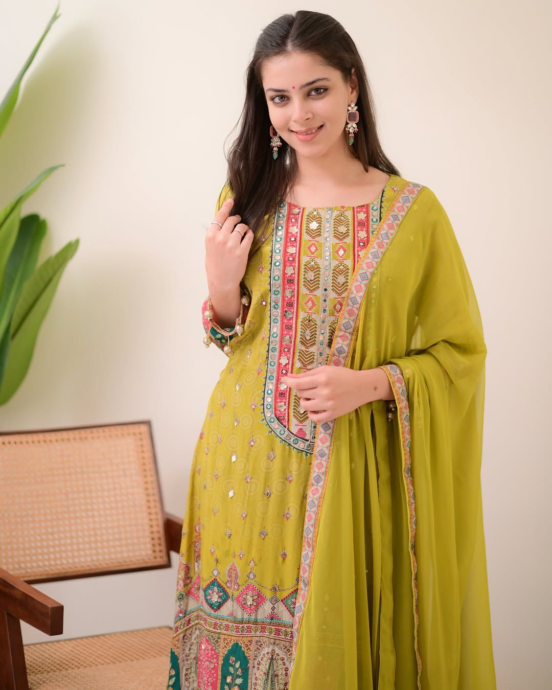 Pista Shanti Anarkali Kodi Round Set - Pure Chinnon