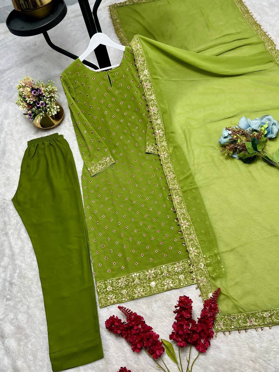 Mehndi Green Embroidered 3-Piece Kurti Set