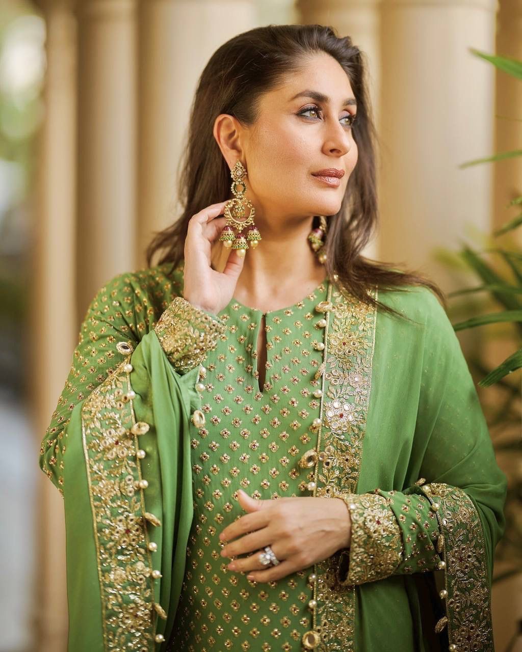 Mehndi Green Embroidered 3-Piece Kurti Set