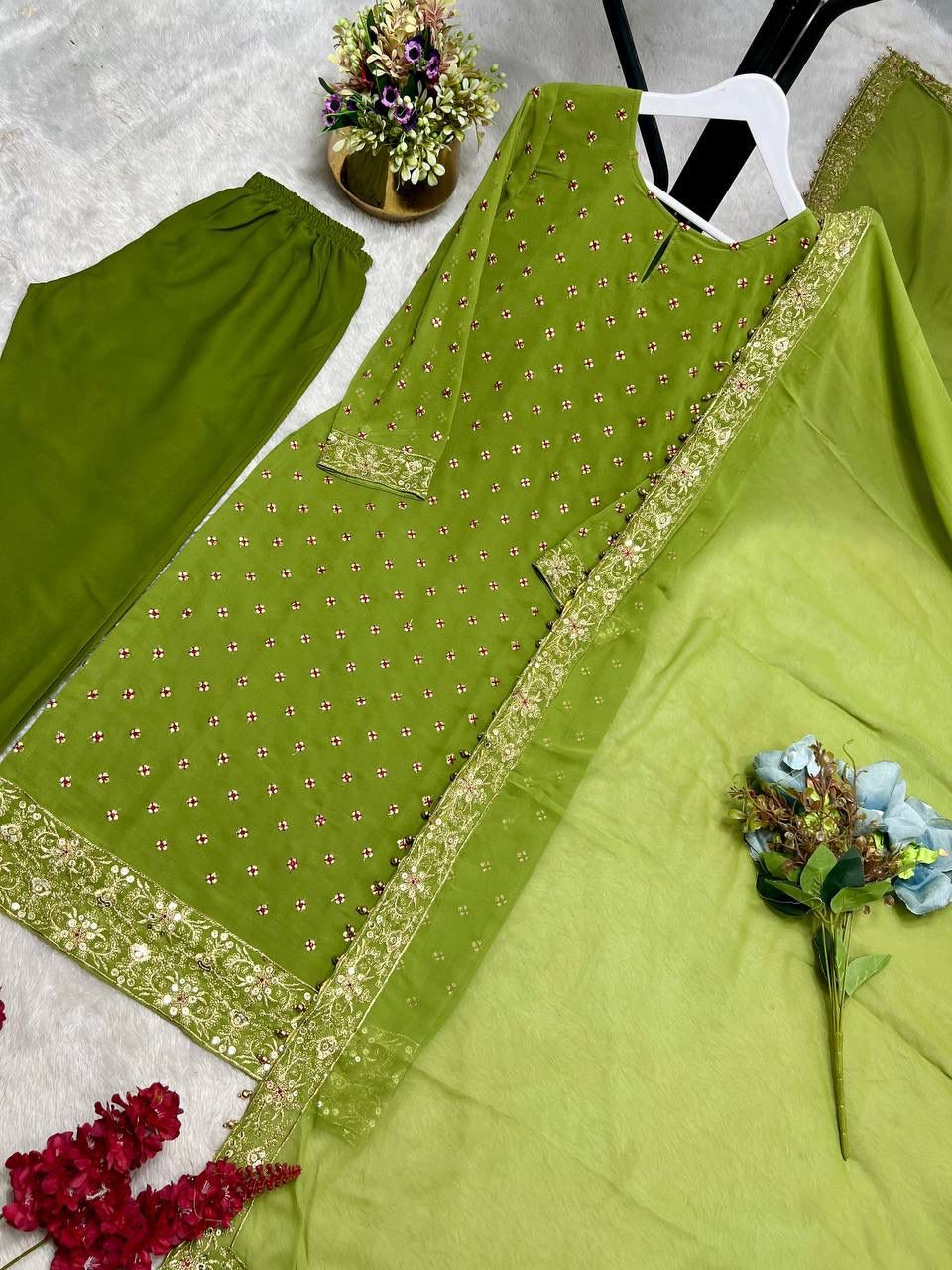 Mehndi Green Embroidered 3-Piece Kurti Set