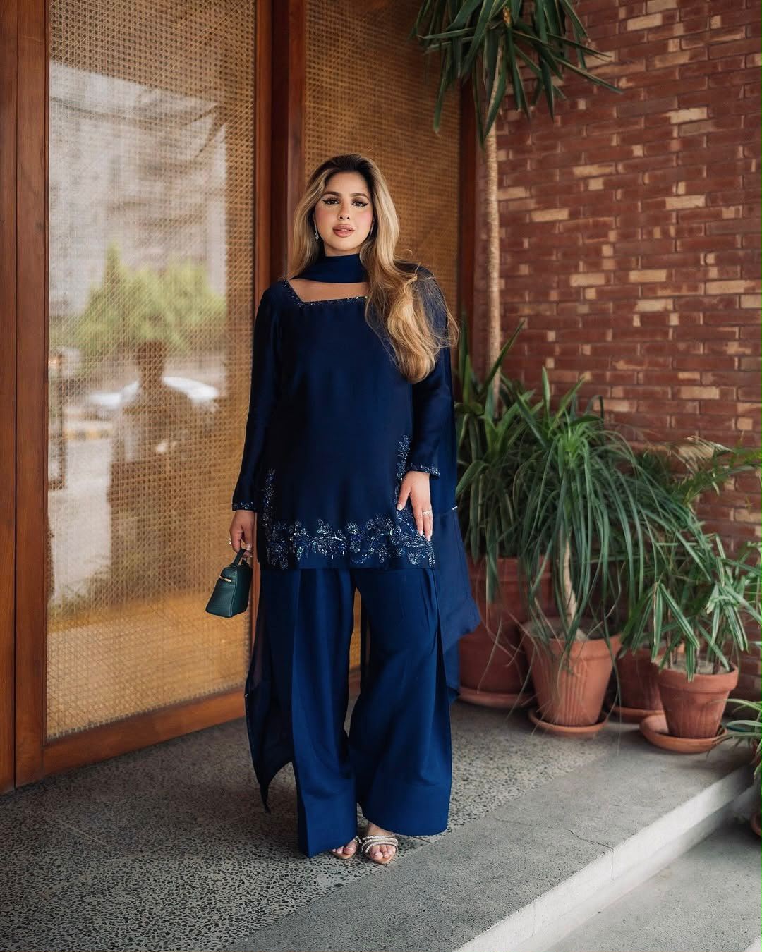SW219 Navy Blue Crep Silk Set - Model View